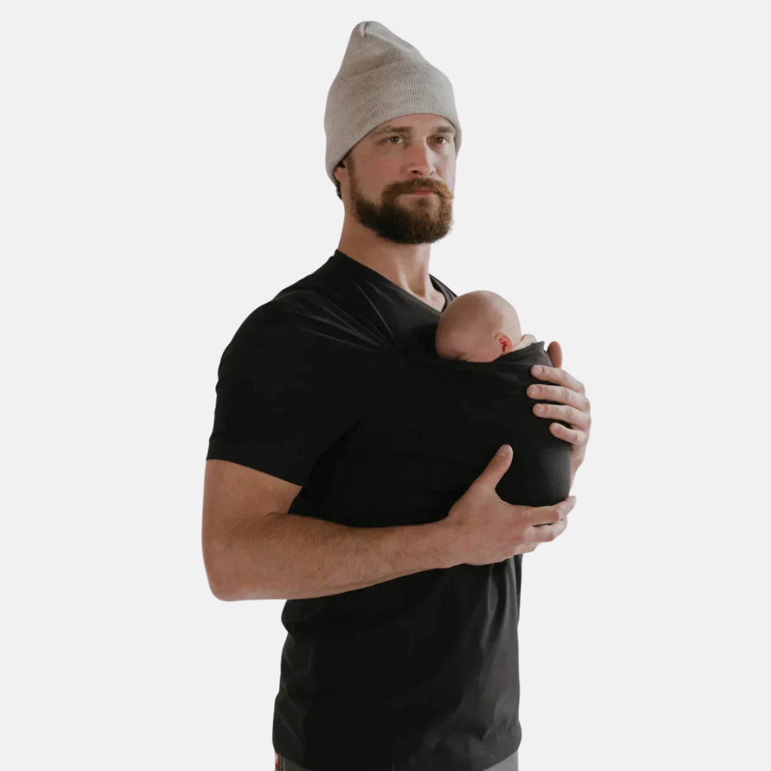 Bequemer & Stylischer Babytrage-T-Shirt-Hybrid für Eltern