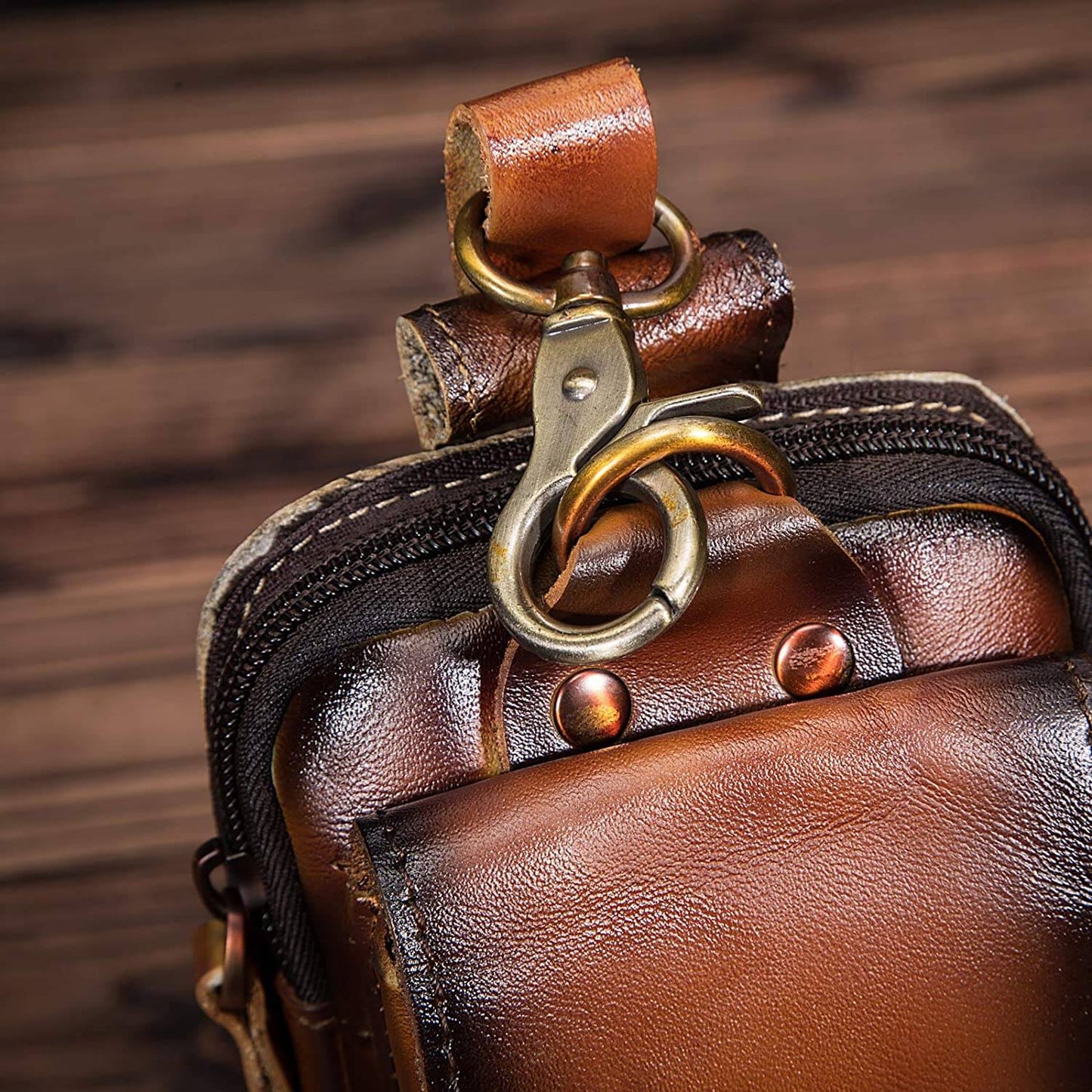 Veluxe Premium Leder Herren Bauchtasche – Stilvolle & sichere Gürteltasche für tägliche Essentials