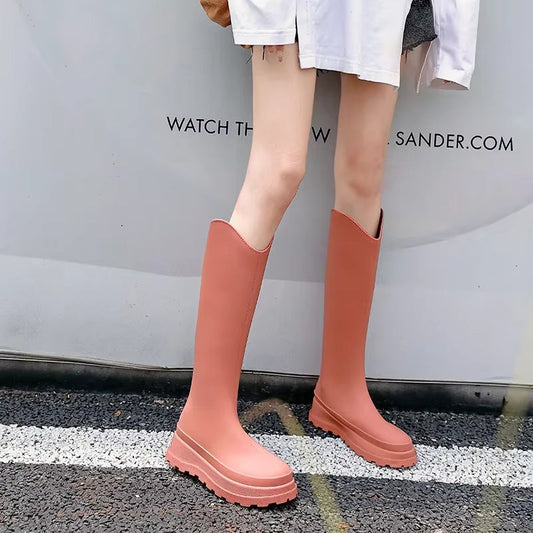 Wasserdichte Damen-Regenstiefel für den Herbst: Hohe Gummistiefel mit rutschfester Sohle für maximalen Komfort und Schutz