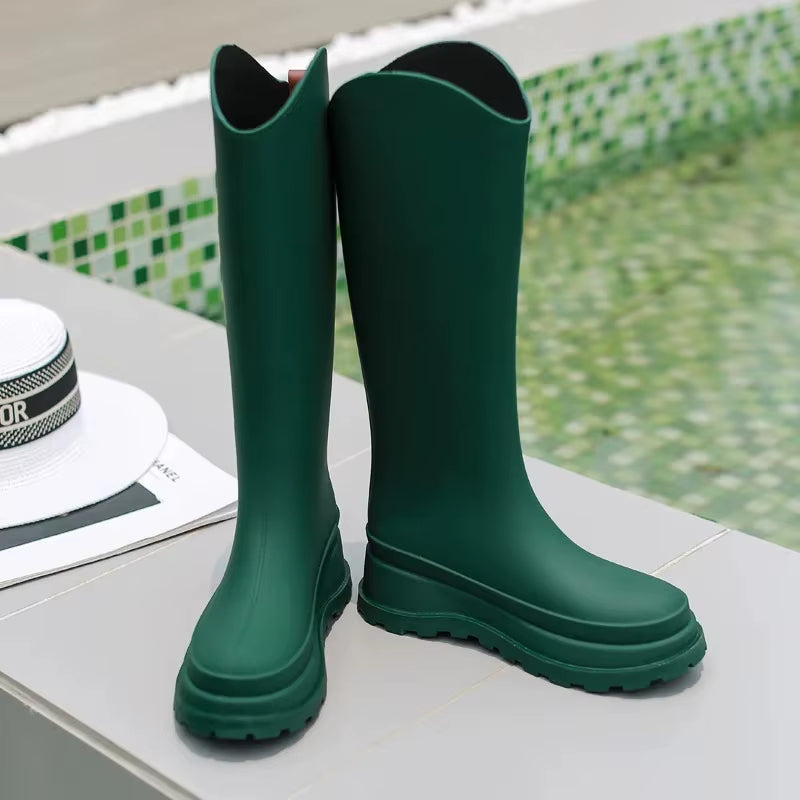 Wasserdichte Damen-Regenstiefel für den Herbst: Hohe Gummistiefel mit rutschfester Sohle für maximalen Komfort und Schutz