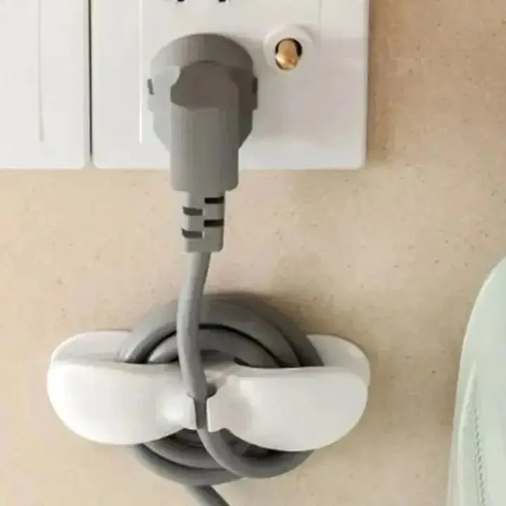Selbstklebende Kabel Organizer Clips (10er-Pack) – Ordentliche Kabelführung für ein aufgeräumtes Zuhause & Büro