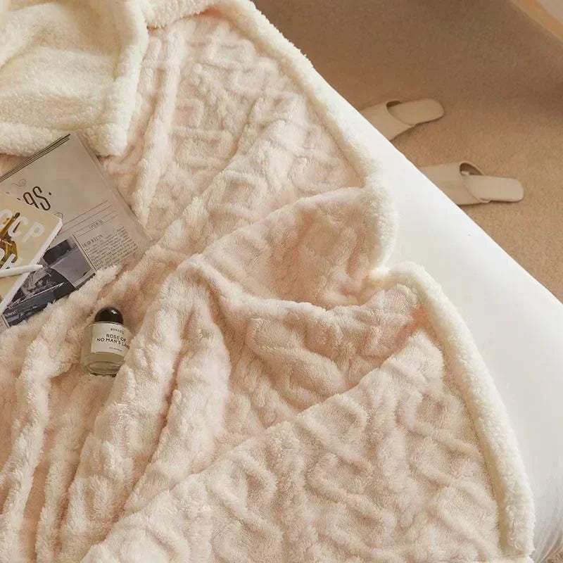 Superweiche Fleece-Kuscheldecke – Dein gemütlicher Begleiter für Herbst & Winter auf Sofa & Bett