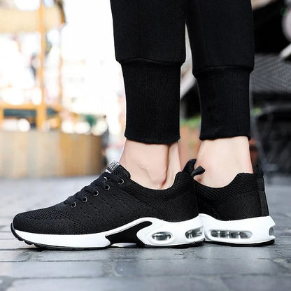 Atmungsaktive Sportschuhe