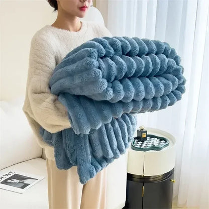 VogueFusion Flauschdecke – Luxuriöser Komfort & Ultimative Wärme | Eleganter Überwurf für Ihr Zuhause