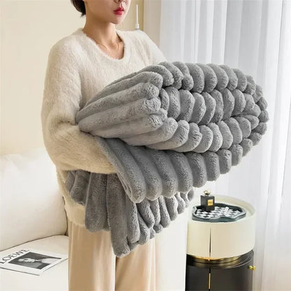 VogueFusion Flauschdecke – Luxuriöser Komfort & Ultimative Wärme | Eleganter Überwurf für Ihr Zuhause