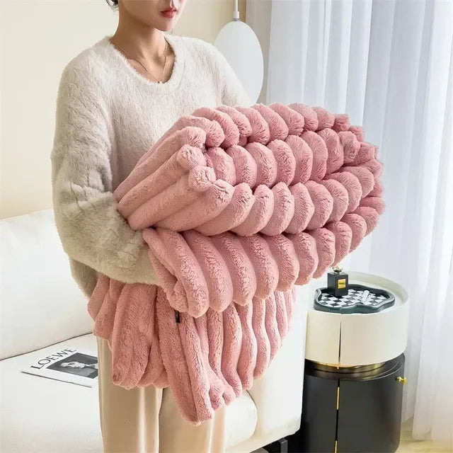 VogueFusion Flauschdecke – Luxuriöser Komfort & Ultimative Wärme | Eleganter Überwurf für Ihr Zuhause