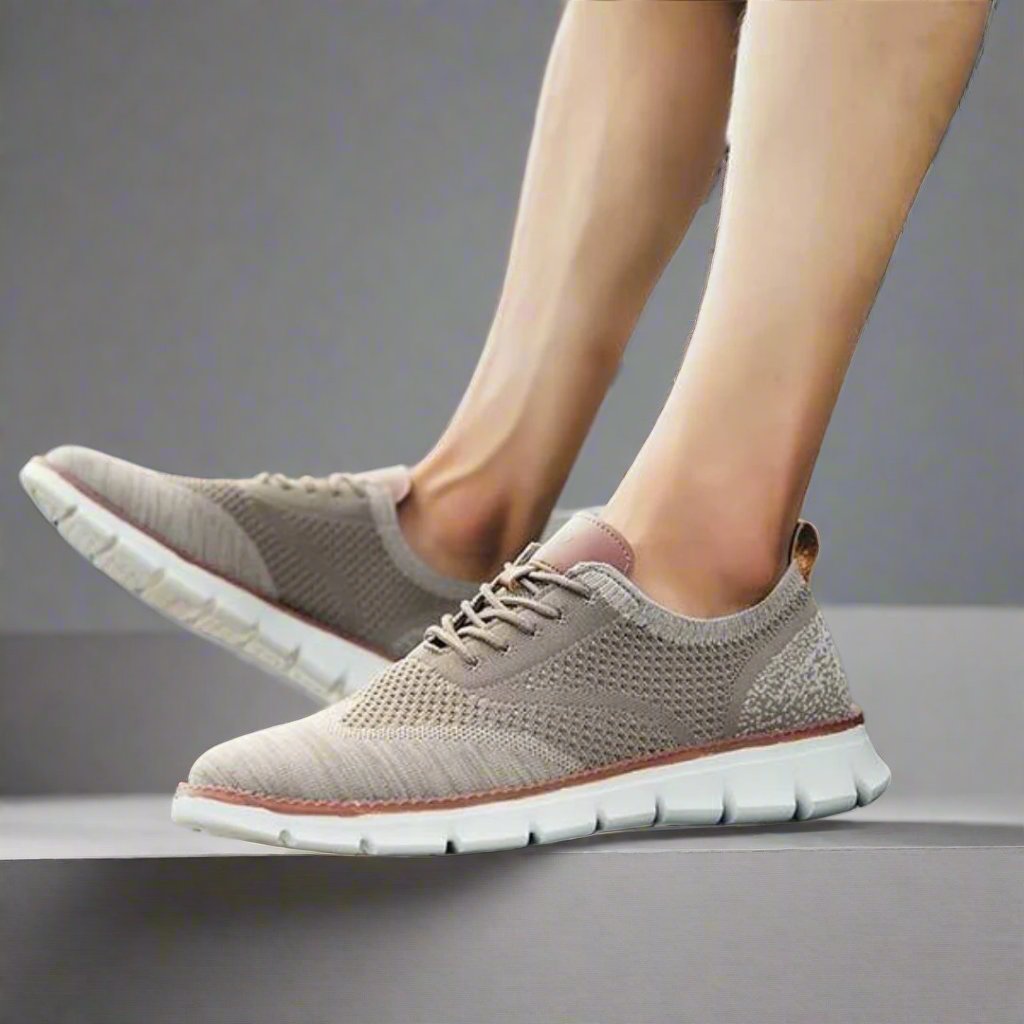 Moderne bequeme Laufschuhe für den Alltag für Männer