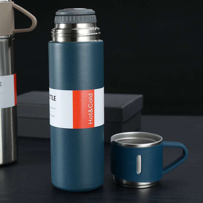 Thermo Pro Edelstahl Thermoskanne 500ml – Hält Getränke 12 Stunden warm/kalt | Perfekt für Herbst & Winter
