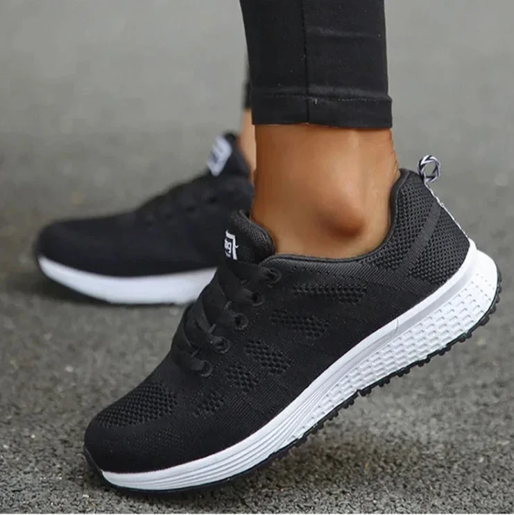 Leichte Fitness Sneaker