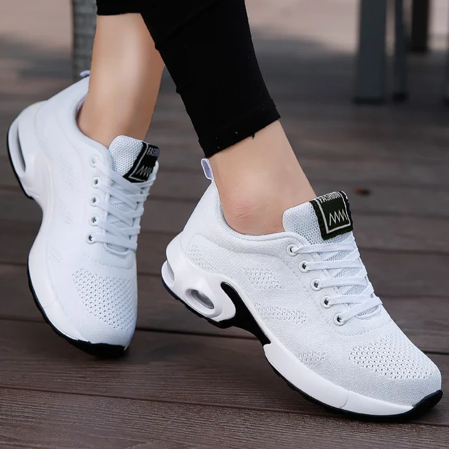 Leichte Sportschuhe gute