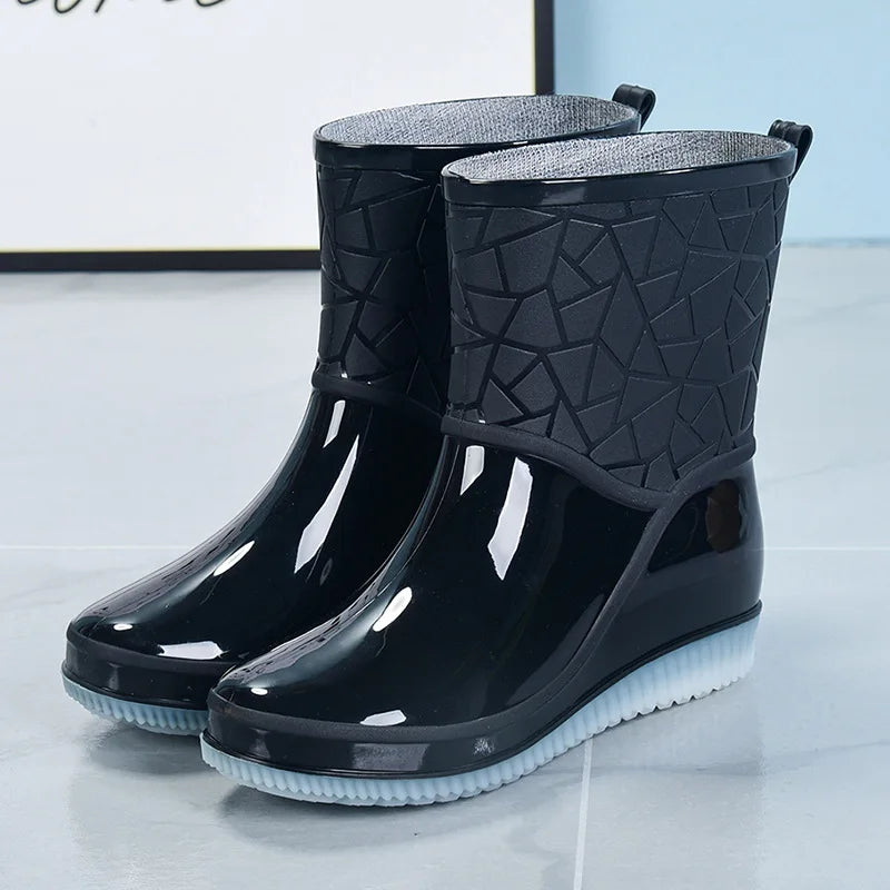 Elegante Damen-Gummistiefel in Mid-Calf-Länge – Wasserdichte Regenstiefel mit Muster und rutschfester Sohle, Stilvolles Schuhwerk für den Herbst