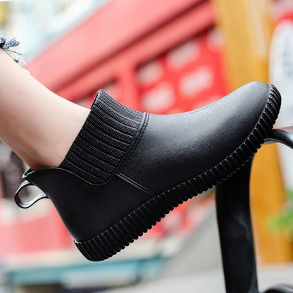 Moderne Damen-Knöchel-Regenstiefel für den Herbst – Wasserdicht & Bequem mit Strickbündchen