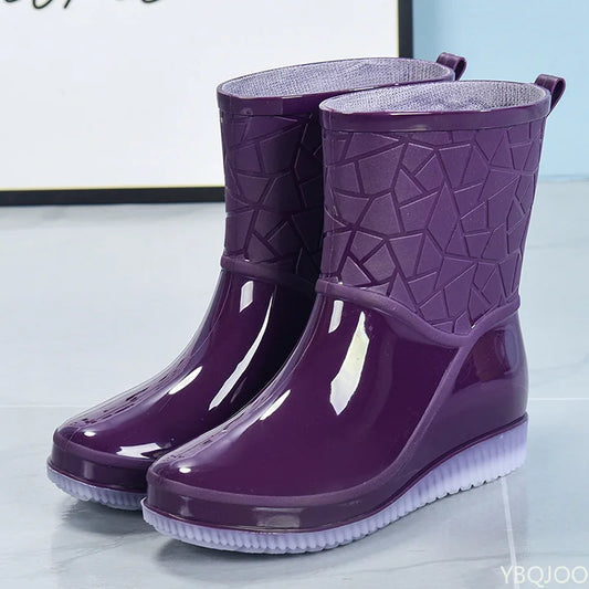 Elegante Damen-Gummistiefel in Mid-Calf-Länge – Wasserdichte Regenstiefel mit Muster und rutschfester Sohle, Stilvolles Schuhwerk für den Herbst