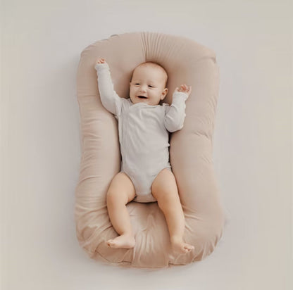 Orthopädisches Babykissen Lio – Unterstützter Schlaf & Gesunde Kopfentwicklung für Säuglinge