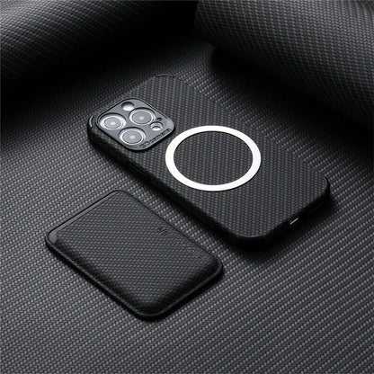 Premium Carbon Safe Wallet – Ultimative MagSafe iPhone Hülle aus Carbonfaser mit integriertem Portemonnaie