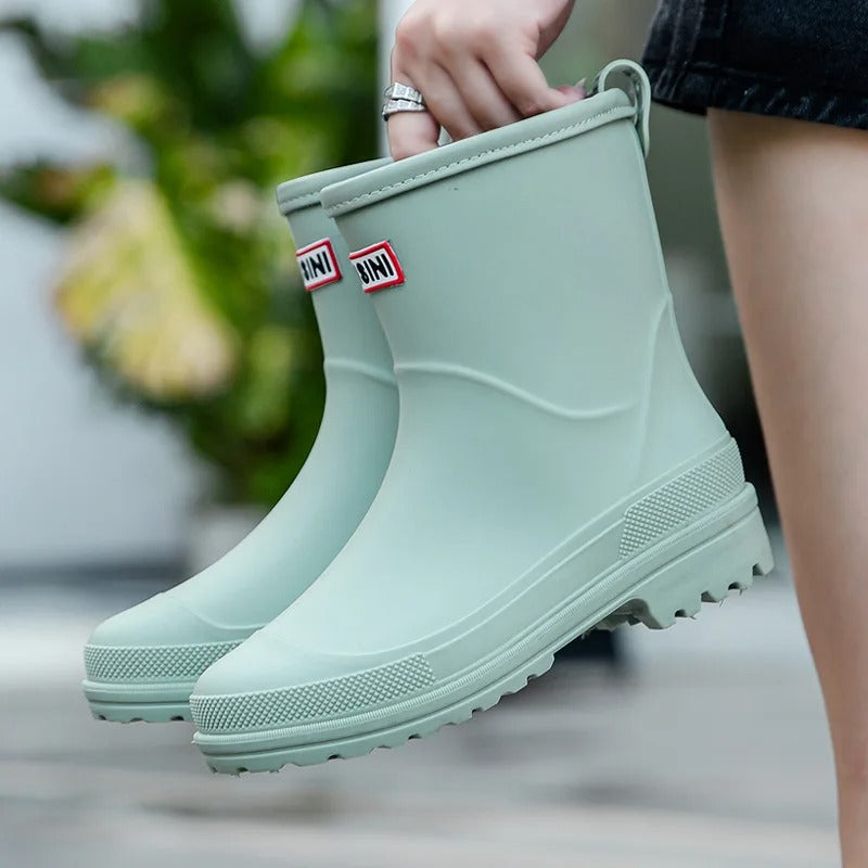 Modische Damen-Gummistiefel – Wasserdichte Mid-Calf Stiefel mit rutschfester Sohle für herbstlichen Komfort & schicken Look